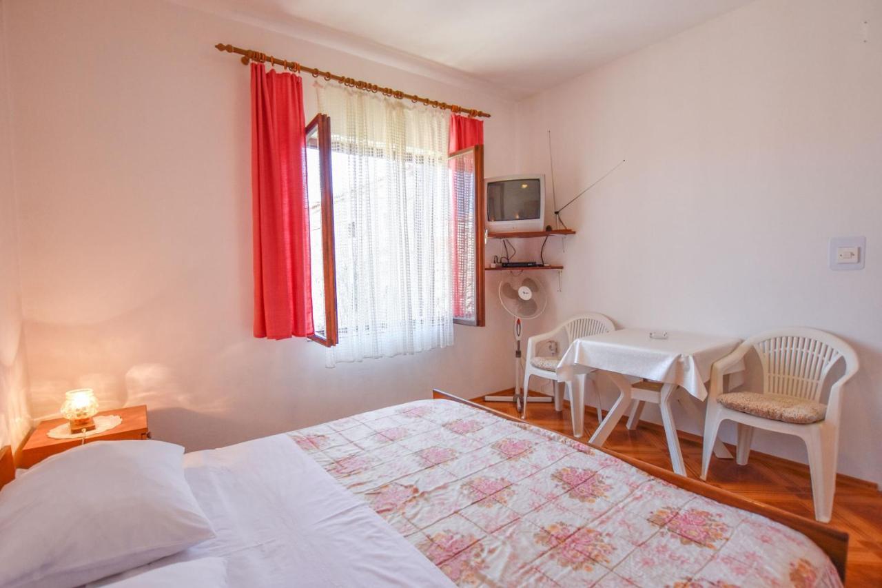 Apartments Marica Sukošan Eksteriør billede